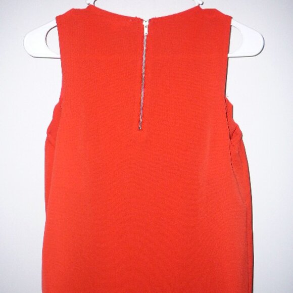 Mine Red Sleeveless Shoulder Cut Out Zip Back Lined Blouse Size-Small - Picture 2 of 2